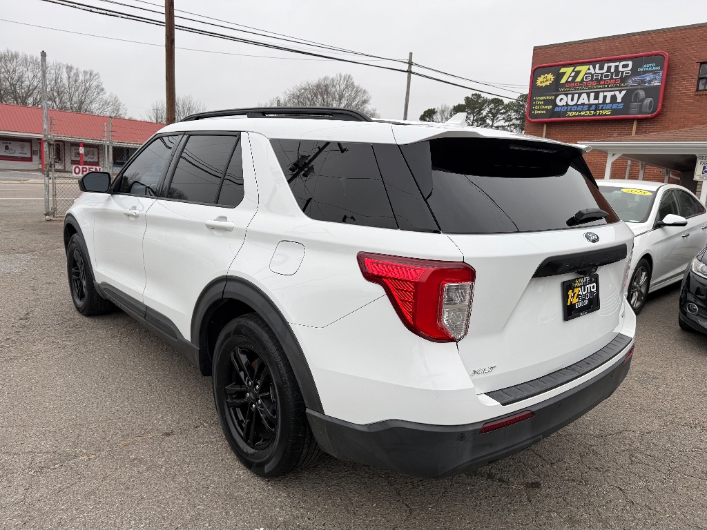 2020 Ford Explorer XLT - Photo 6