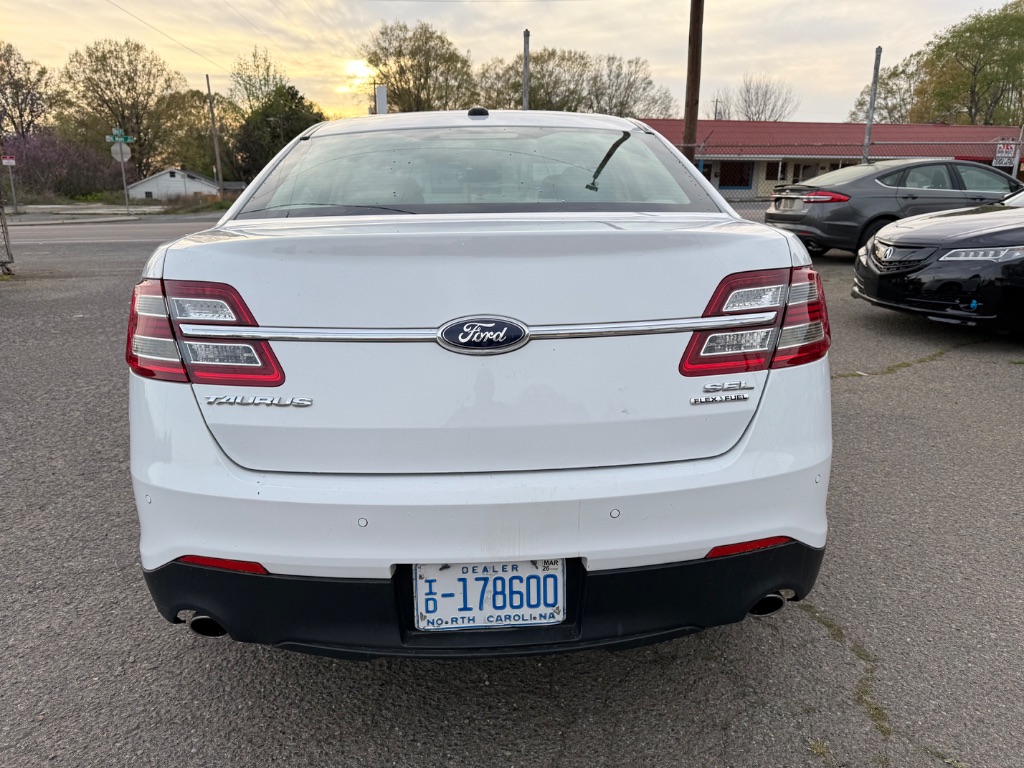 2013 Ford Taurus SEL - Photo 8