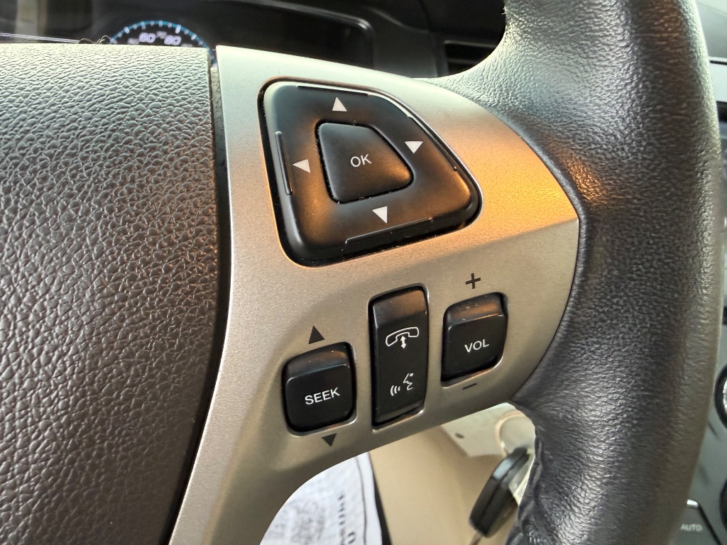 2013 Ford Taurus SEL - Photo 19