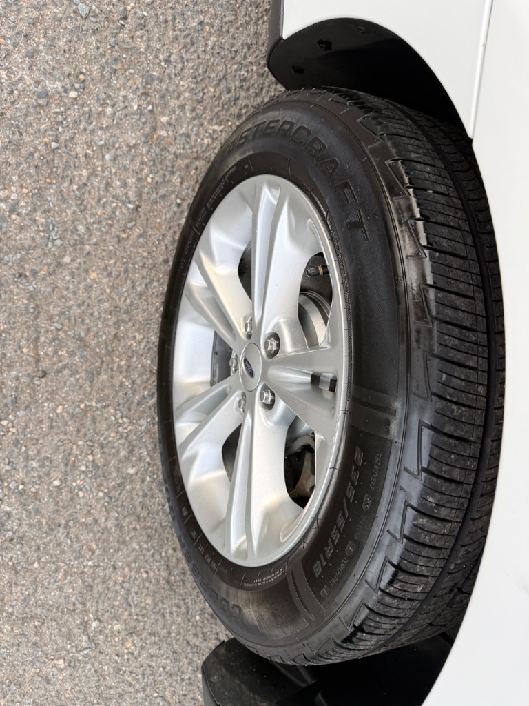 2013 Ford Taurus SEL - Photo 25