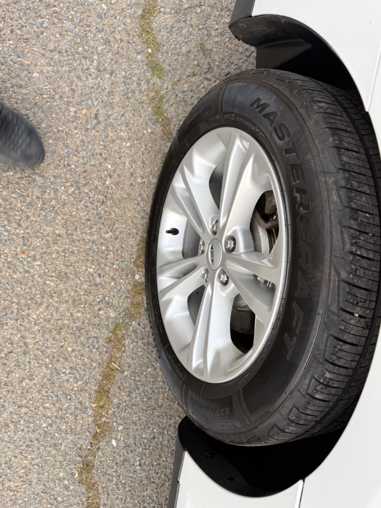 2013 Ford Taurus SEL - Photo 26